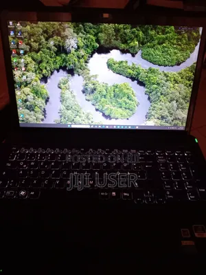Laptop Sony VAIO VPC-F22M1E 6GB Intel Core i5 HDD 500GB