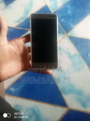 Kyocera Basio 3 KYV43 32 GB White