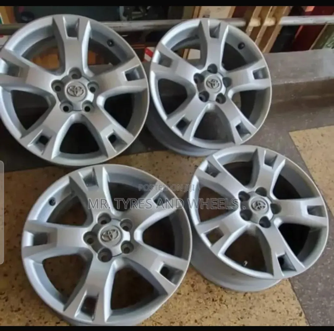 Ist R17 Available in Stock Now the Very Original 4rm Toyota