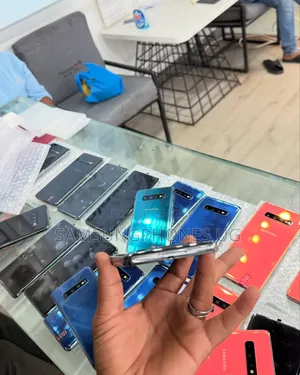 New Samsung Galaxy S10 Plus 128 GB White