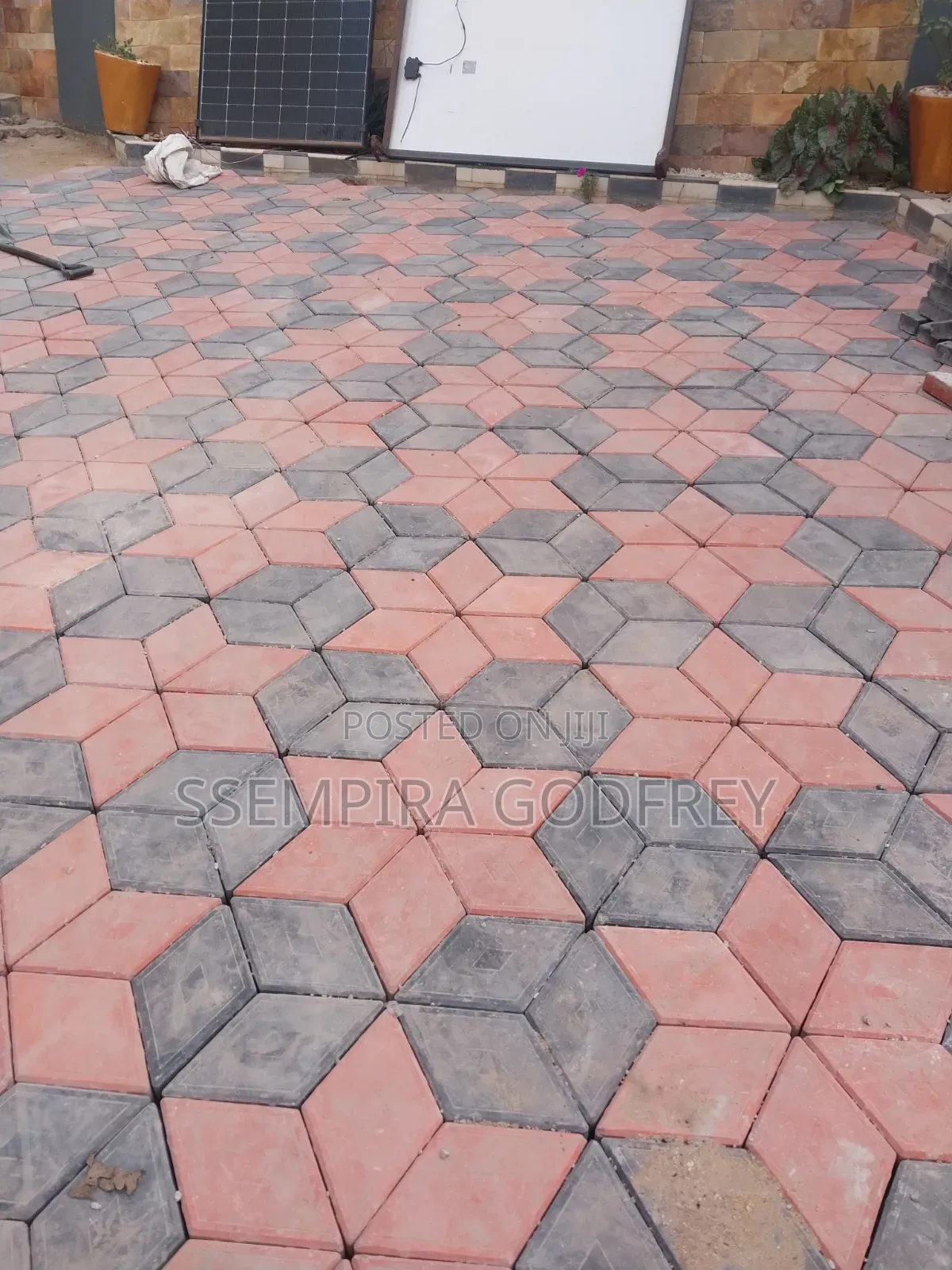 Ark World Proffetional Eginner for Paving Compounds.
