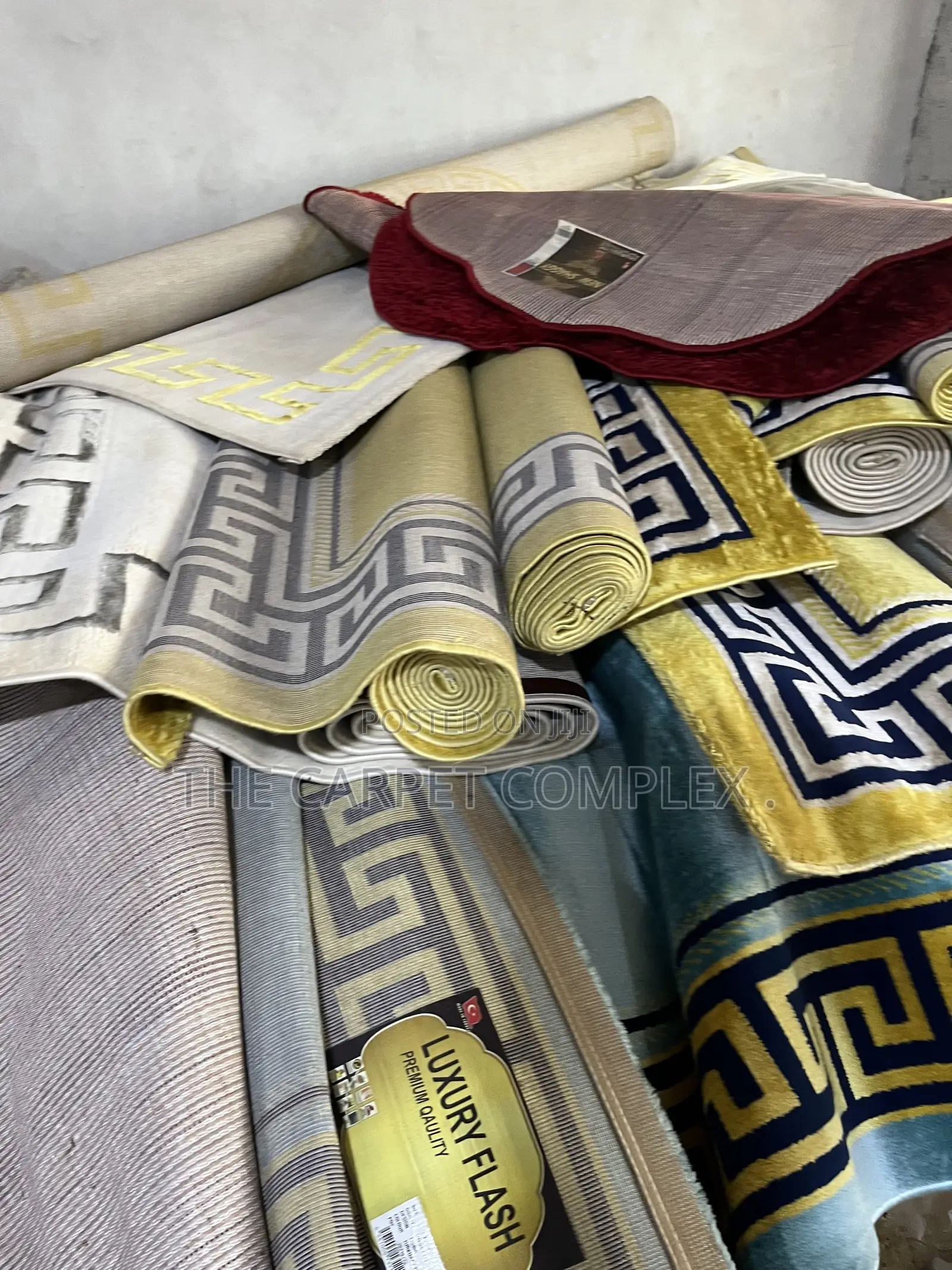 Versace Large Centre Carpets 3x2 MTRS