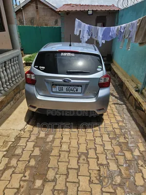 Subaru Impreza 2.0i Limited AWD 2016 Silver