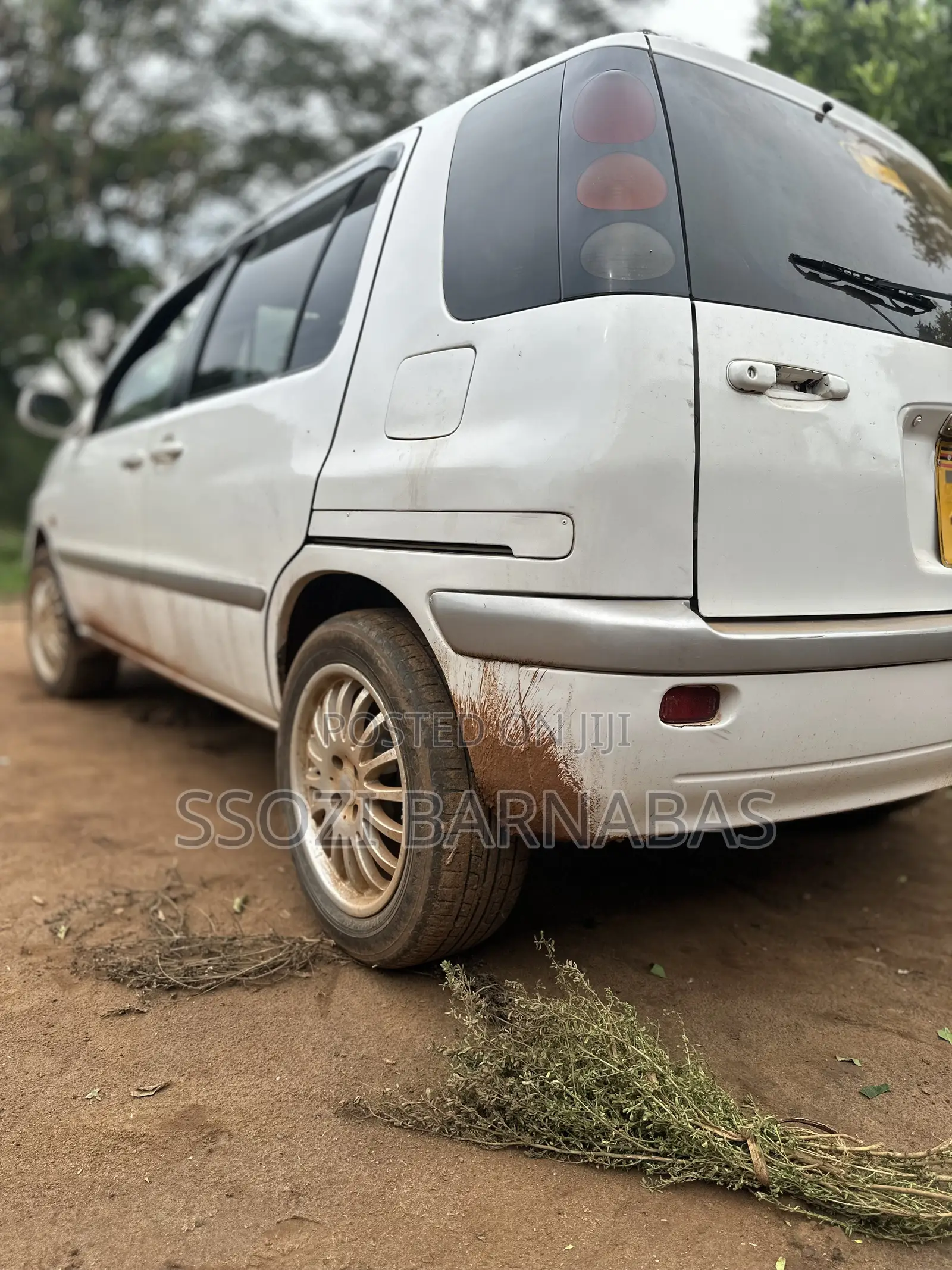 Toyota Raum 1998 White