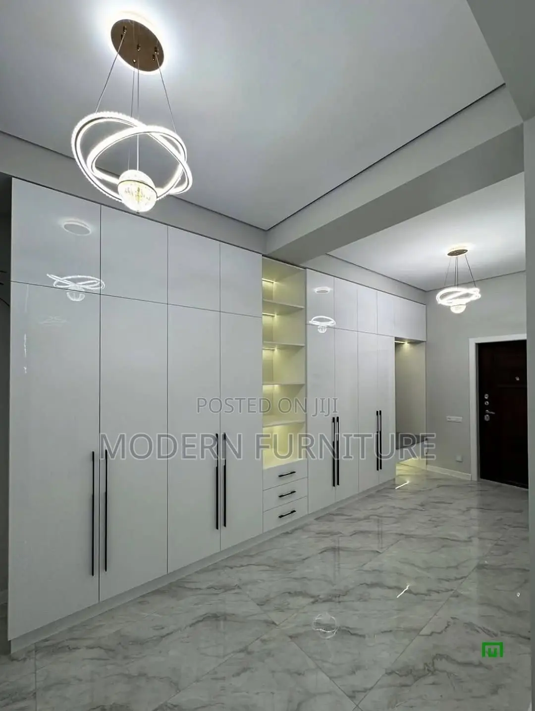 Large Master Bedroom Wardrobe