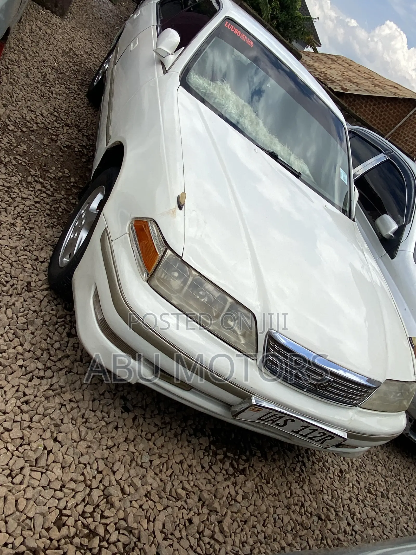 Toyota Mark II 1997 White