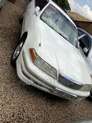 Toyota Mark II 1997 White