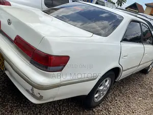 Toyota Mark II 1997 White