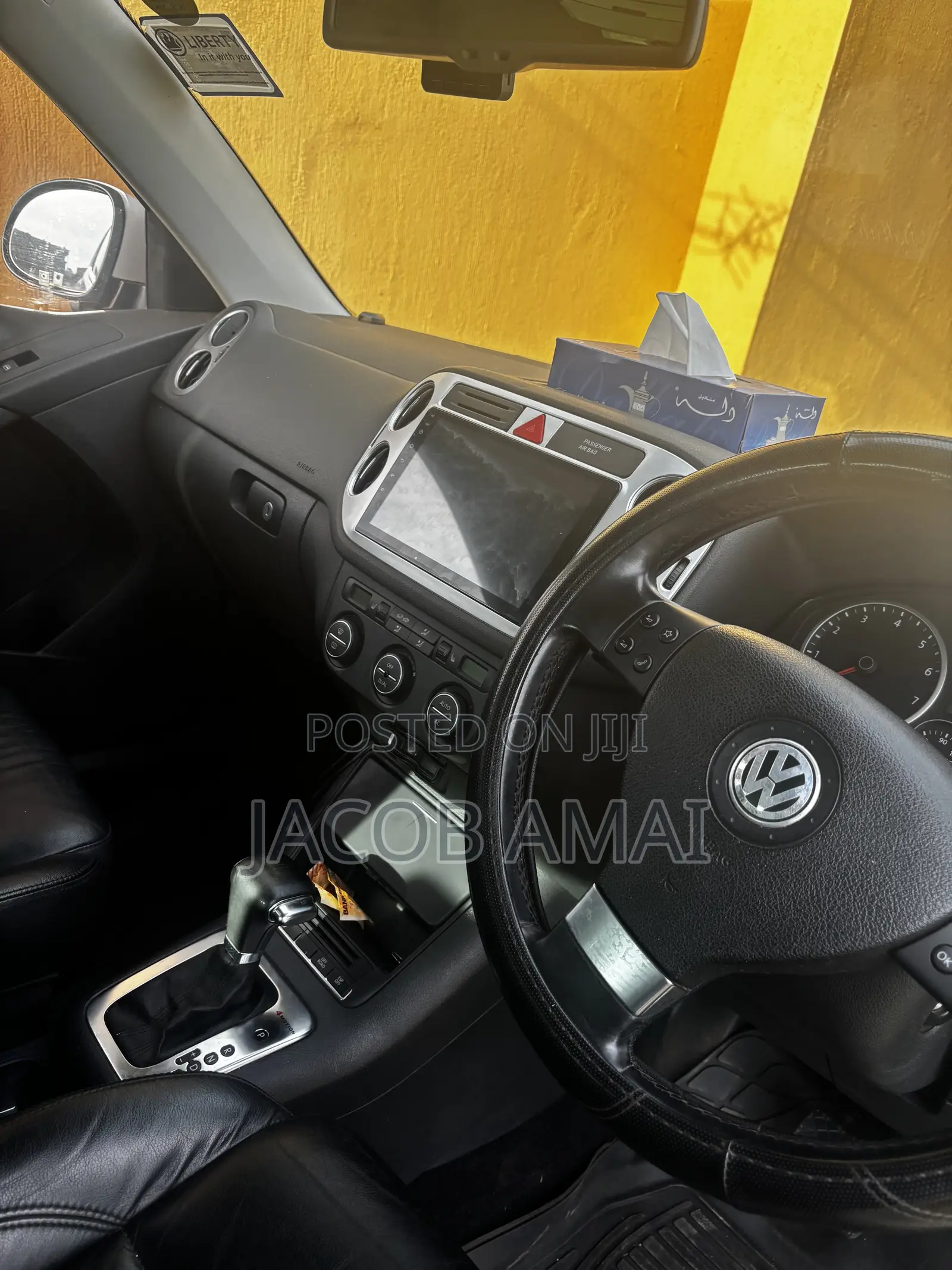 Volkswagen Tiguan 2010 White