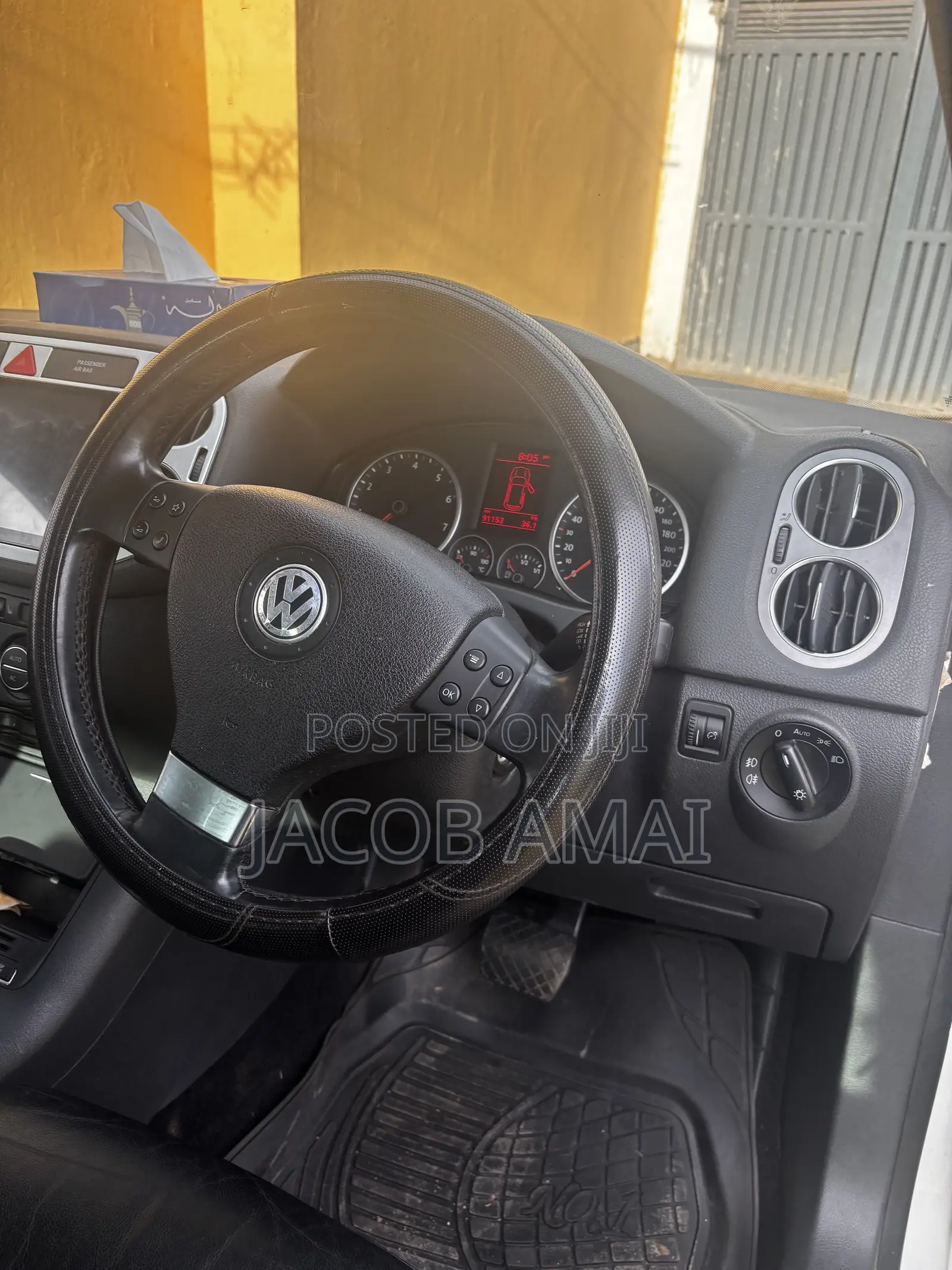 Volkswagen Tiguan 2010 White