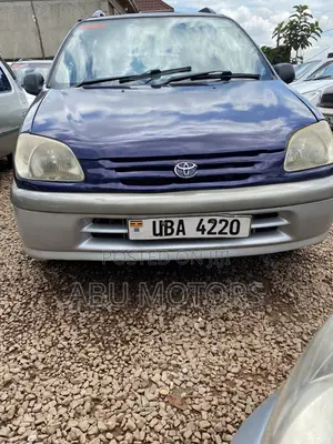 Toyota Raum 1999 Blue