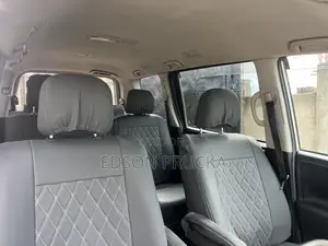 Toyota Noah 2012 White