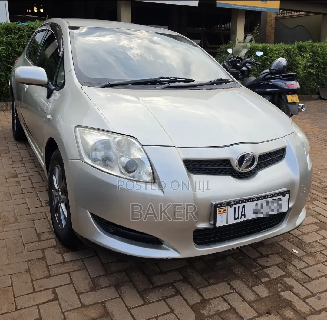 Toyota Auris 2007 Silver