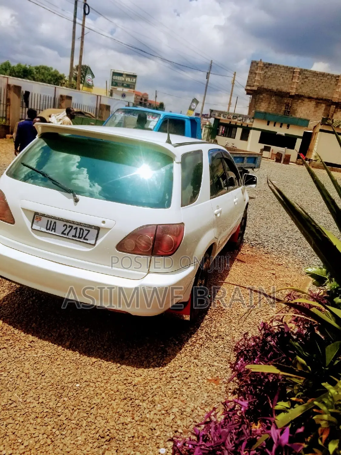 Toyota Harrier 3.0 V6 1999 White