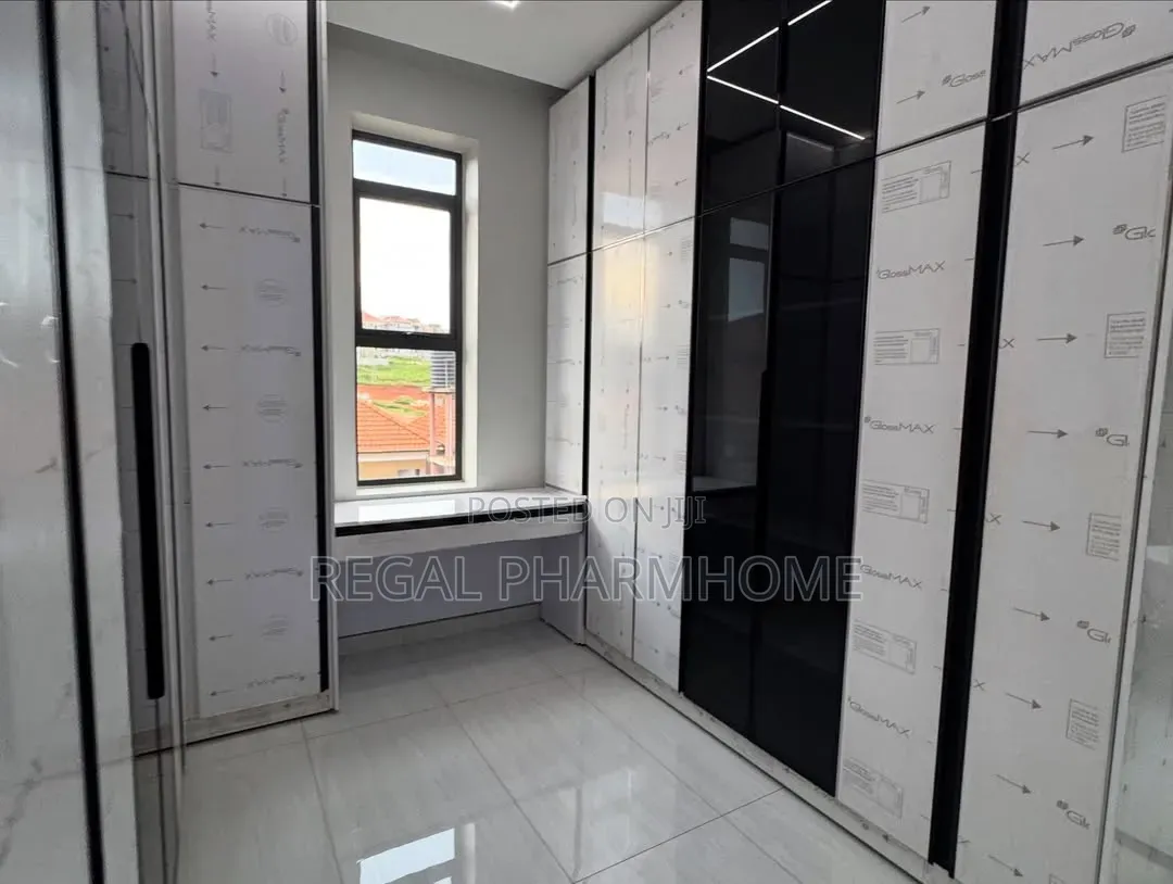 4bdrm Duplex in Munyonyo, Central Division for rent
