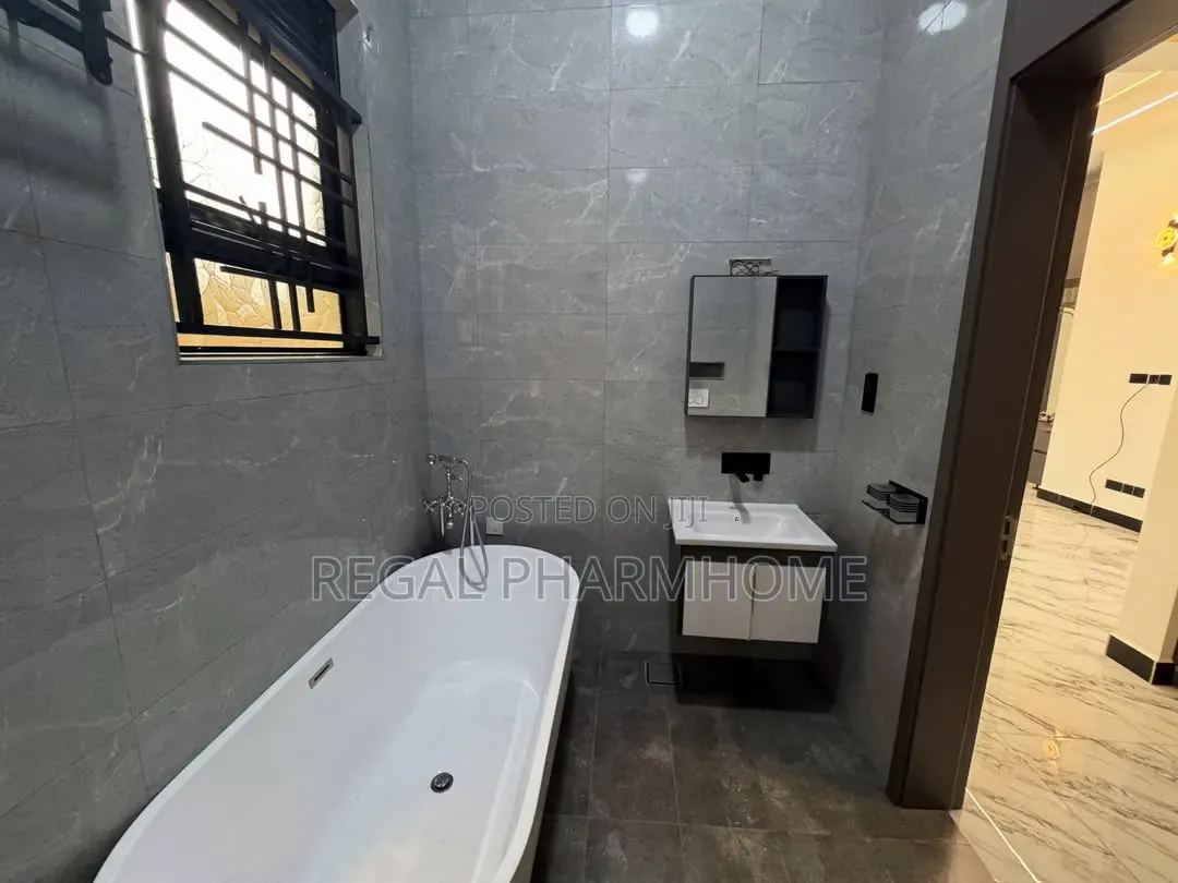 4bdrm Bungalow in Ntinda, Central Division for rent