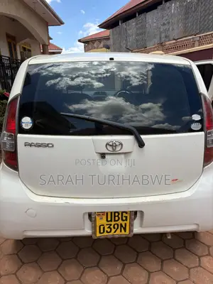 Toyota Passo 2006 White