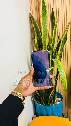New Samsung Galaxy S21+ 5G 128 GB Gray