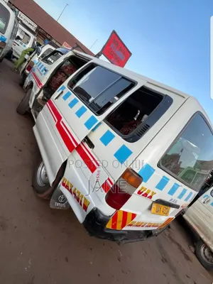 Toyota HiAce 2012 White