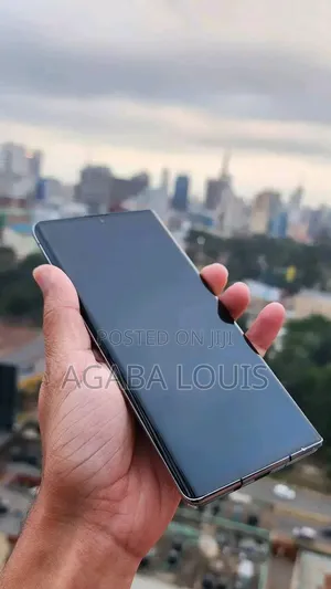 New Sharp Aquos R6 128 GB Black