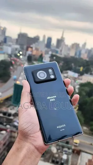 New Sharp Aquos R6 128 GB Black