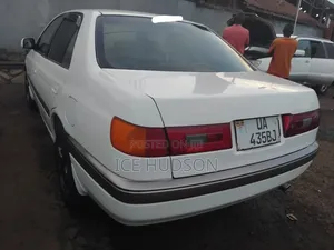 Toyota Corona Premio 2000 White