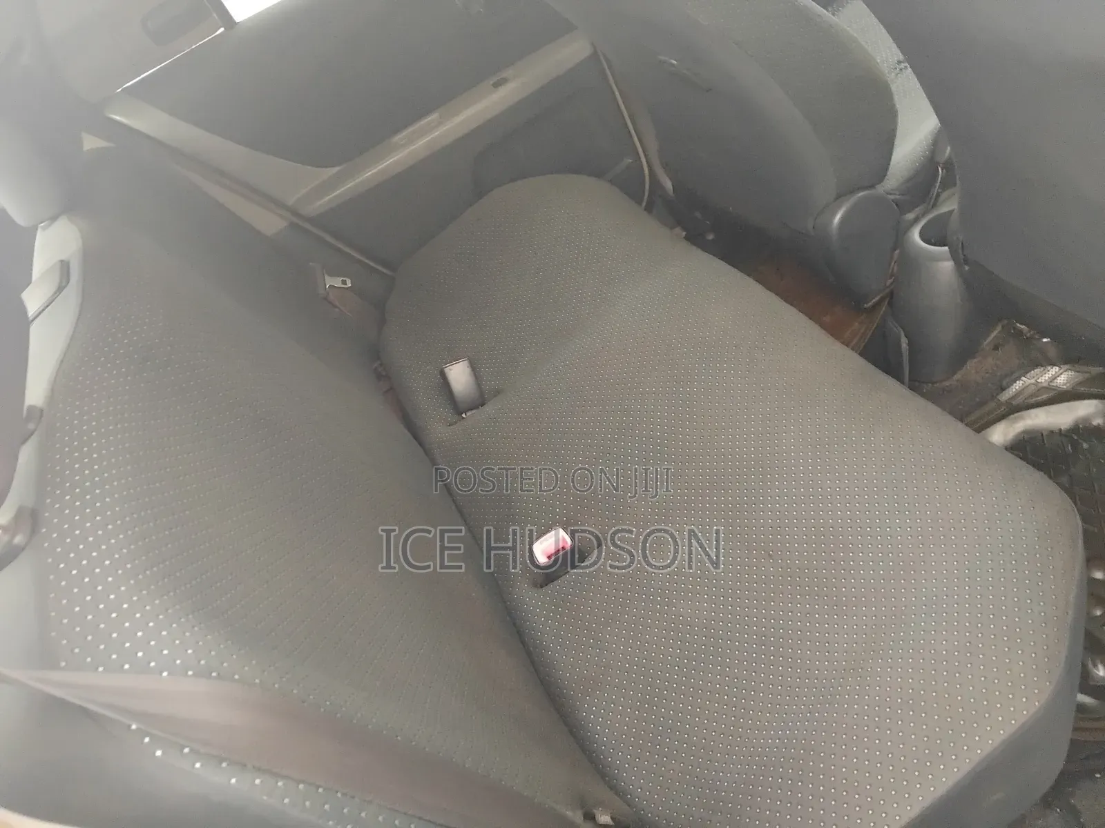 Toyota Vitz 2007 Silver