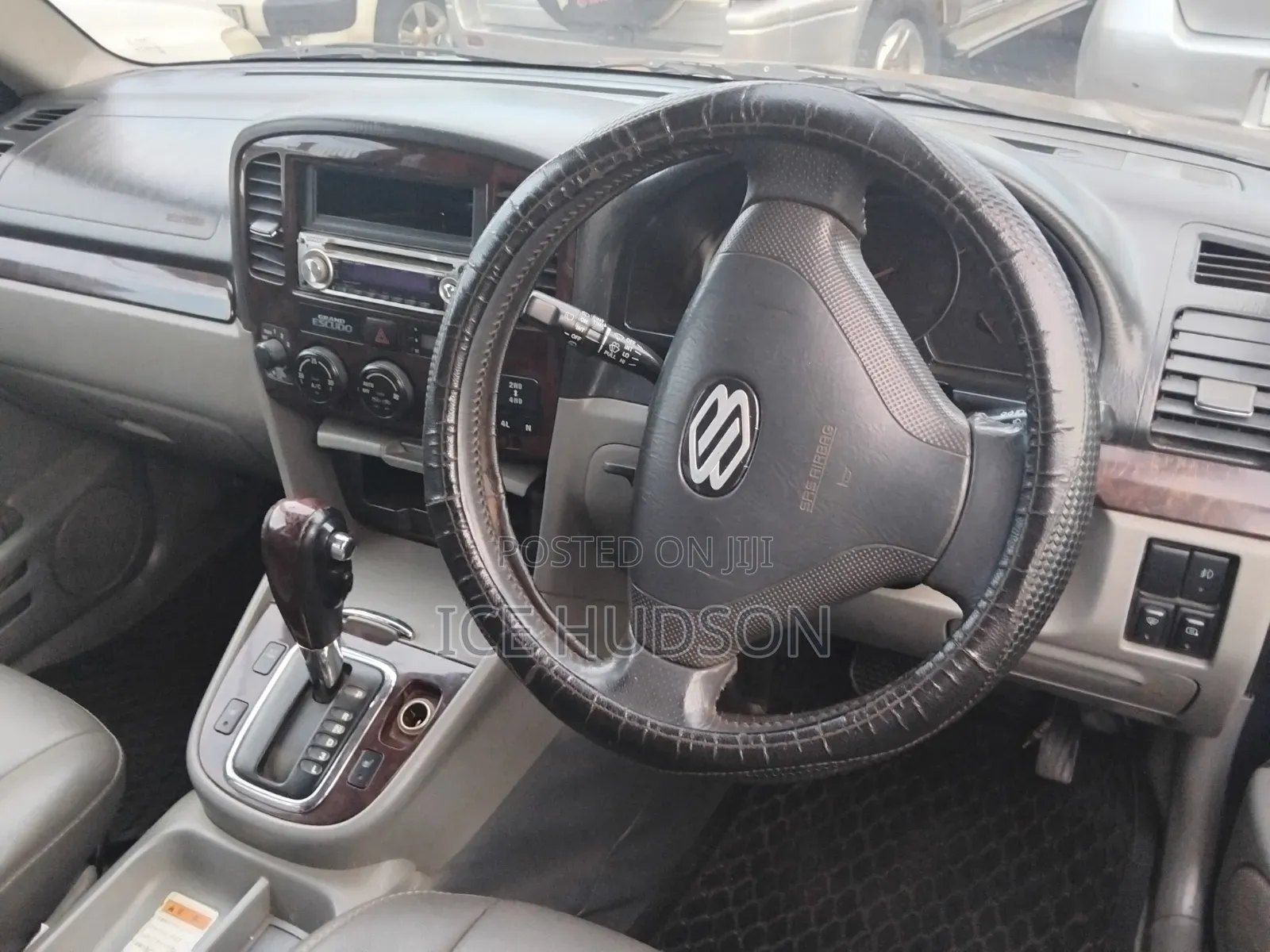 Suzuki Escudo 2004 Black