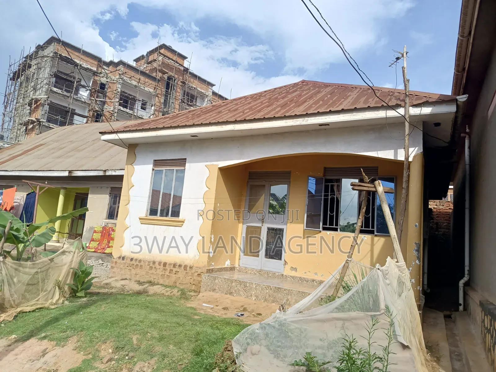 Furnished 3bdrm House in Central Division for sale