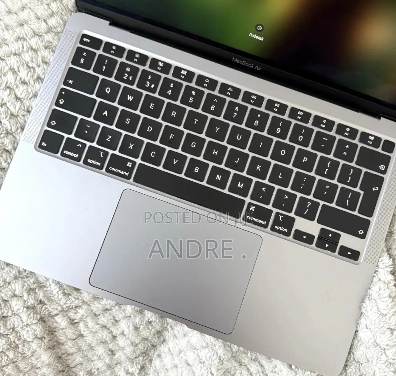Laptop Apple MacBook 2020 8GB Intel Core i5 eMMC 256GB