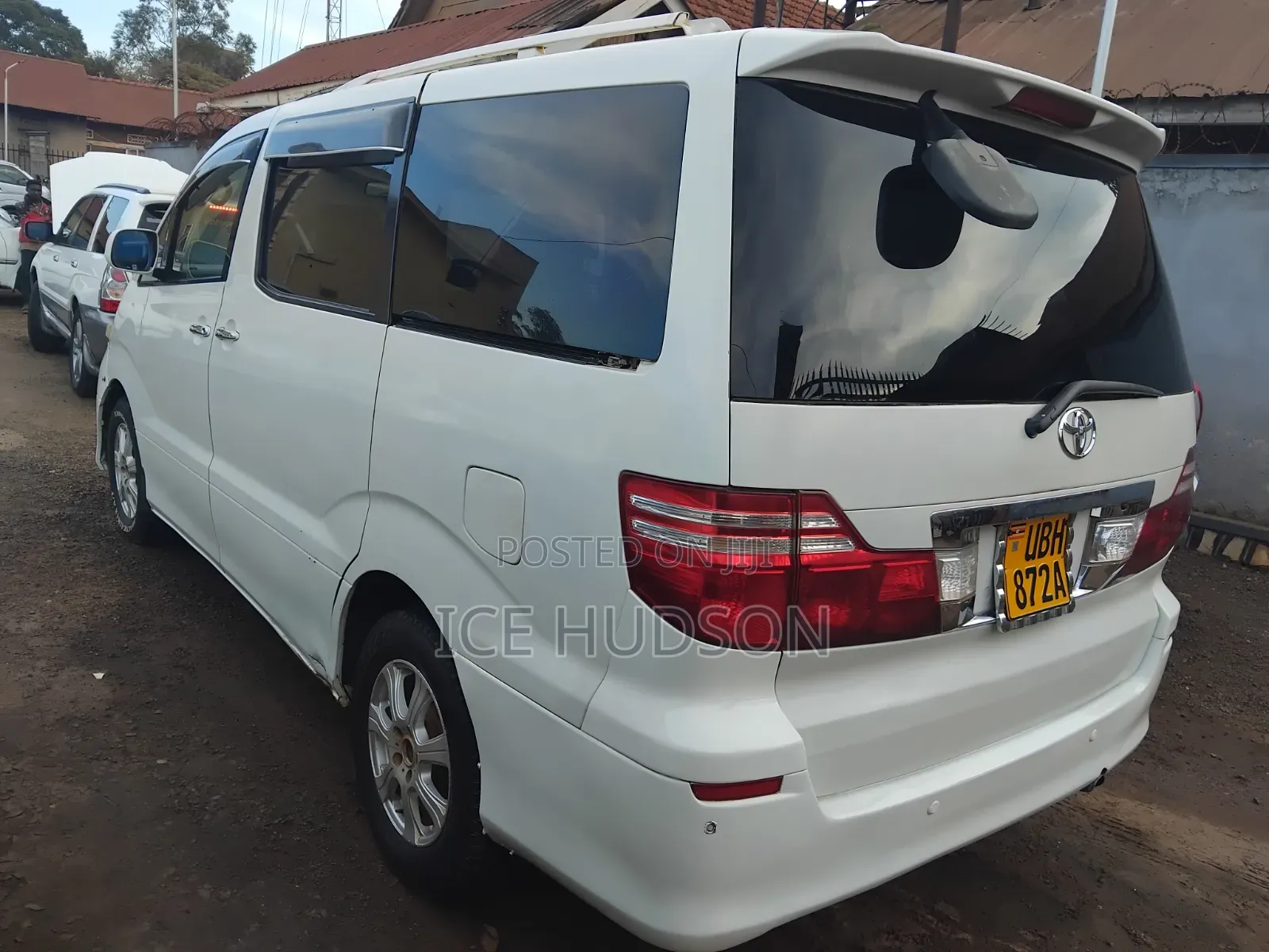 Toyota Alphard 2005 White