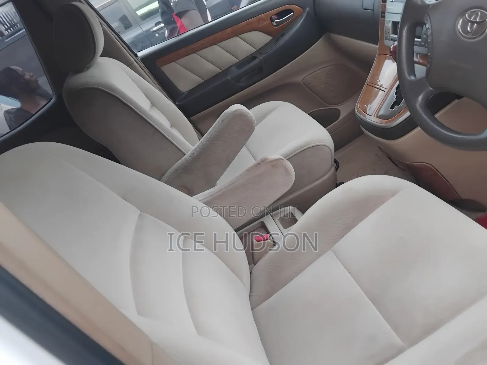 Toyota Alphard 2005 White
