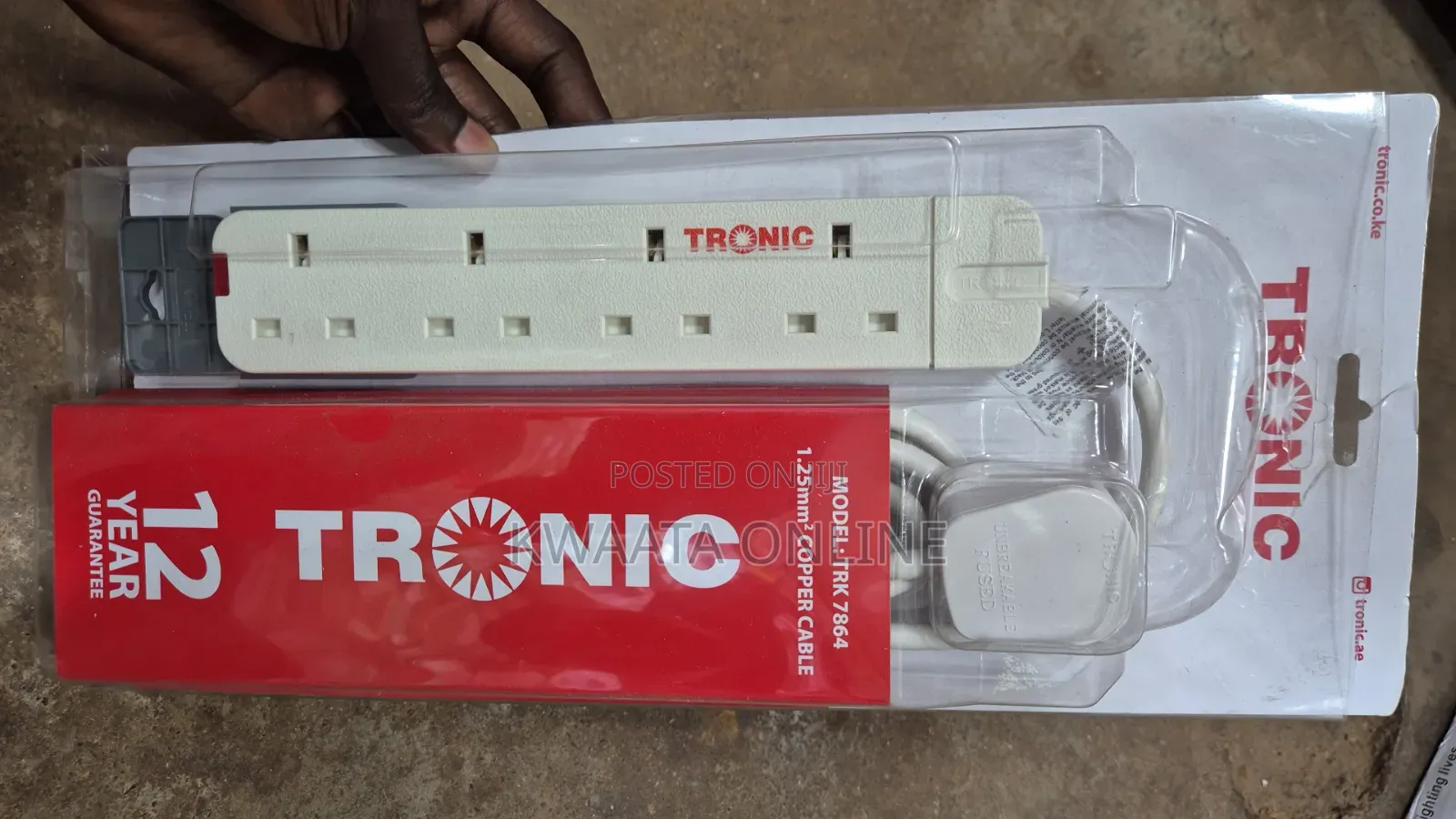TRONIC 4-Way Universal Extension Socket With 1.25mm2 Pure Copper Cable