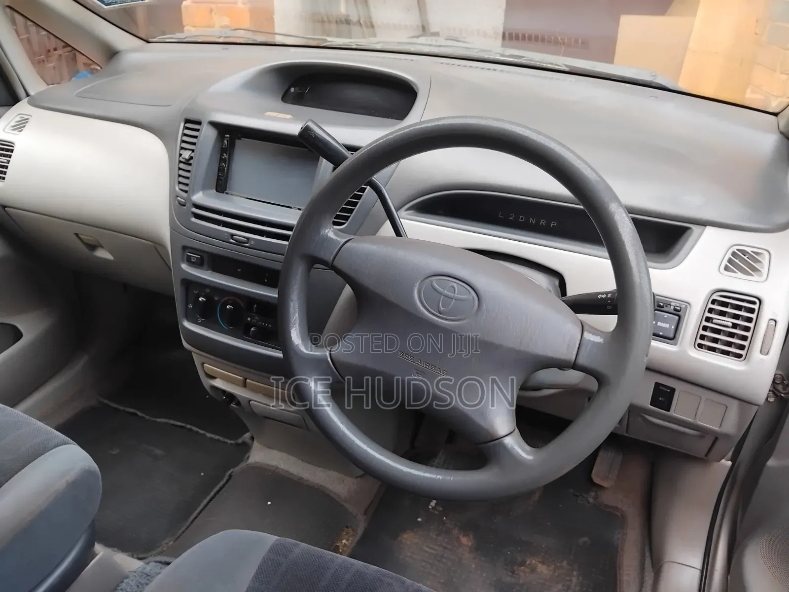 Toyota Nadia 2002