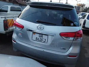 Toyota Wish 2011 Gray