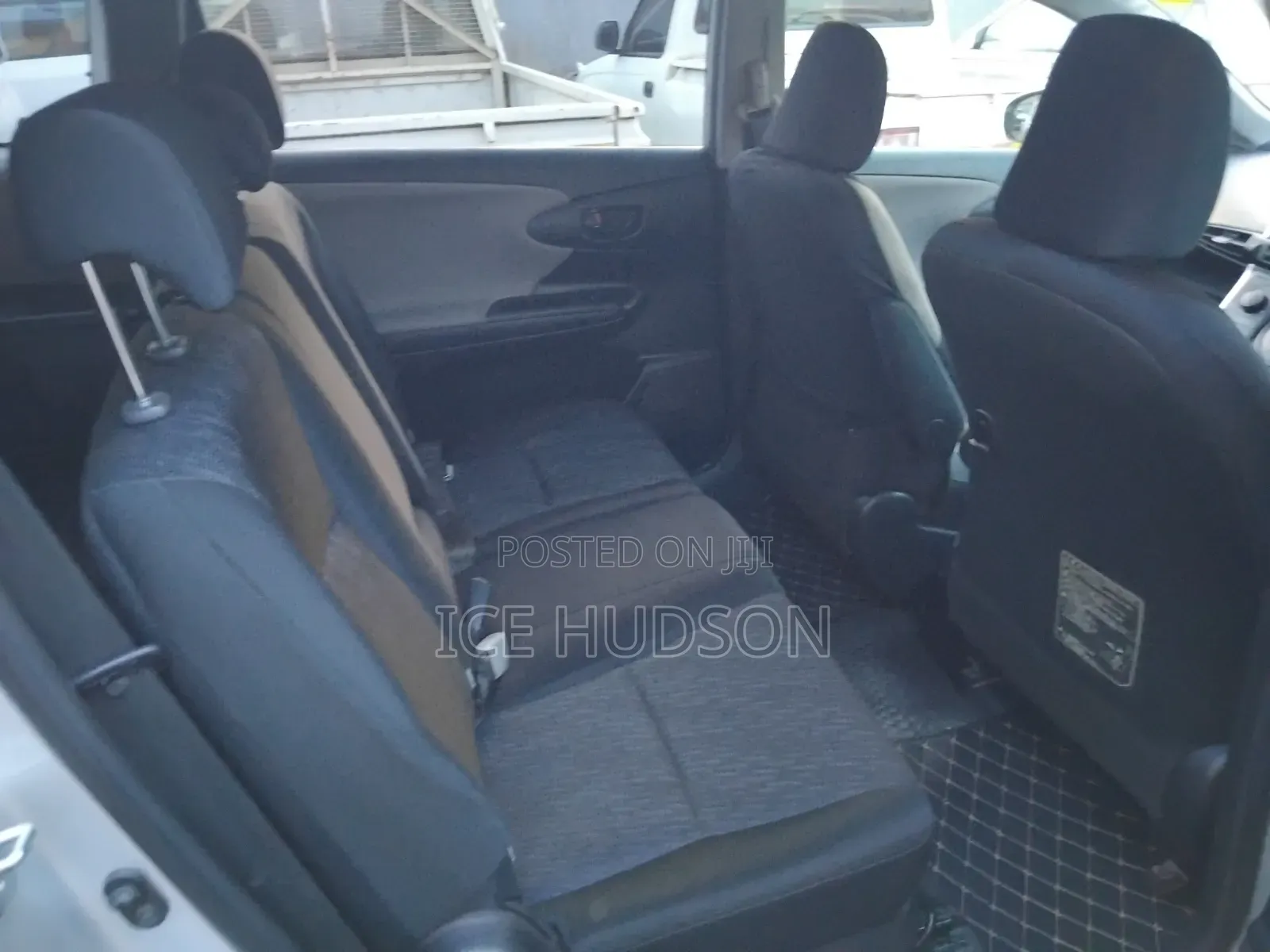 Toyota Wish 2011 Gray
