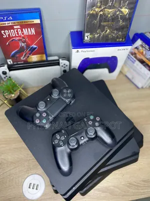 This PS4 Slim With 13games & 2 Controllers Is Worth Every Single Penny