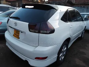 Toyota Harrier 2007 White