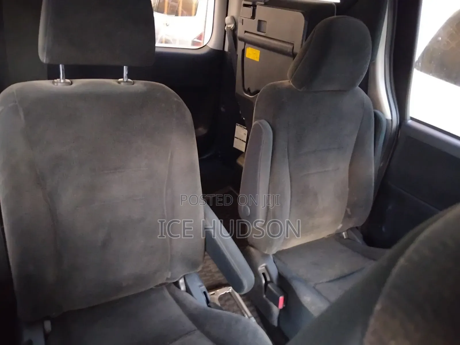 Toyota Voxy 2013 Gray