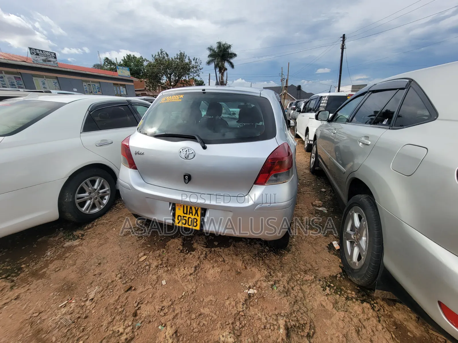 Toyota Vitz 2003 Silver