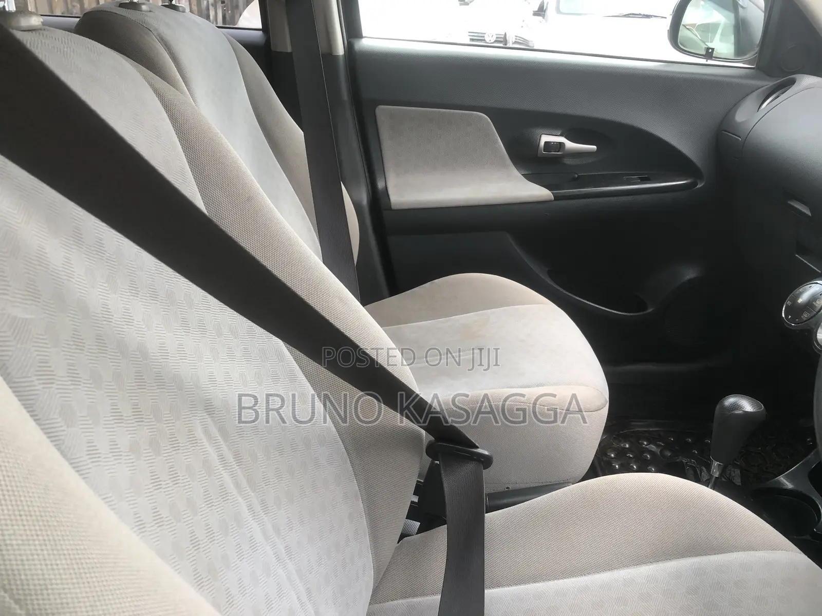 Toyota IST 2009 Brown