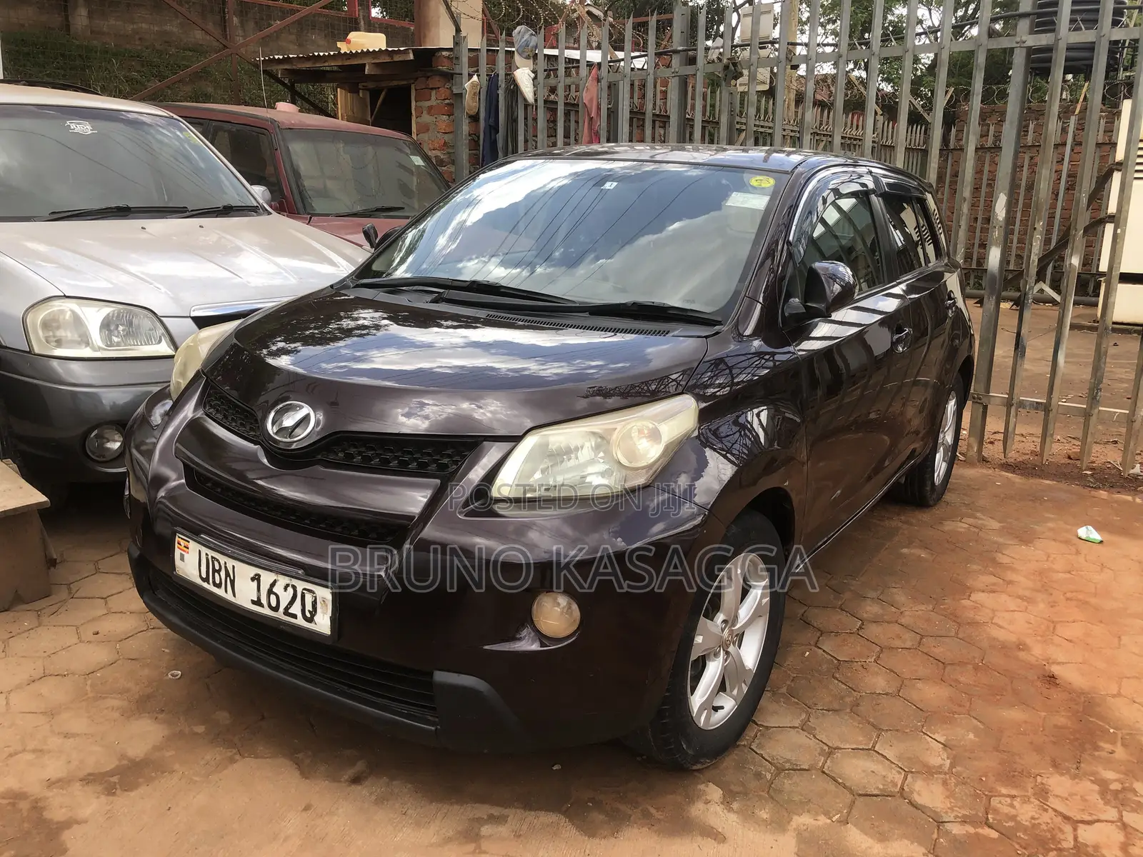 Toyota IST 2009 Brown