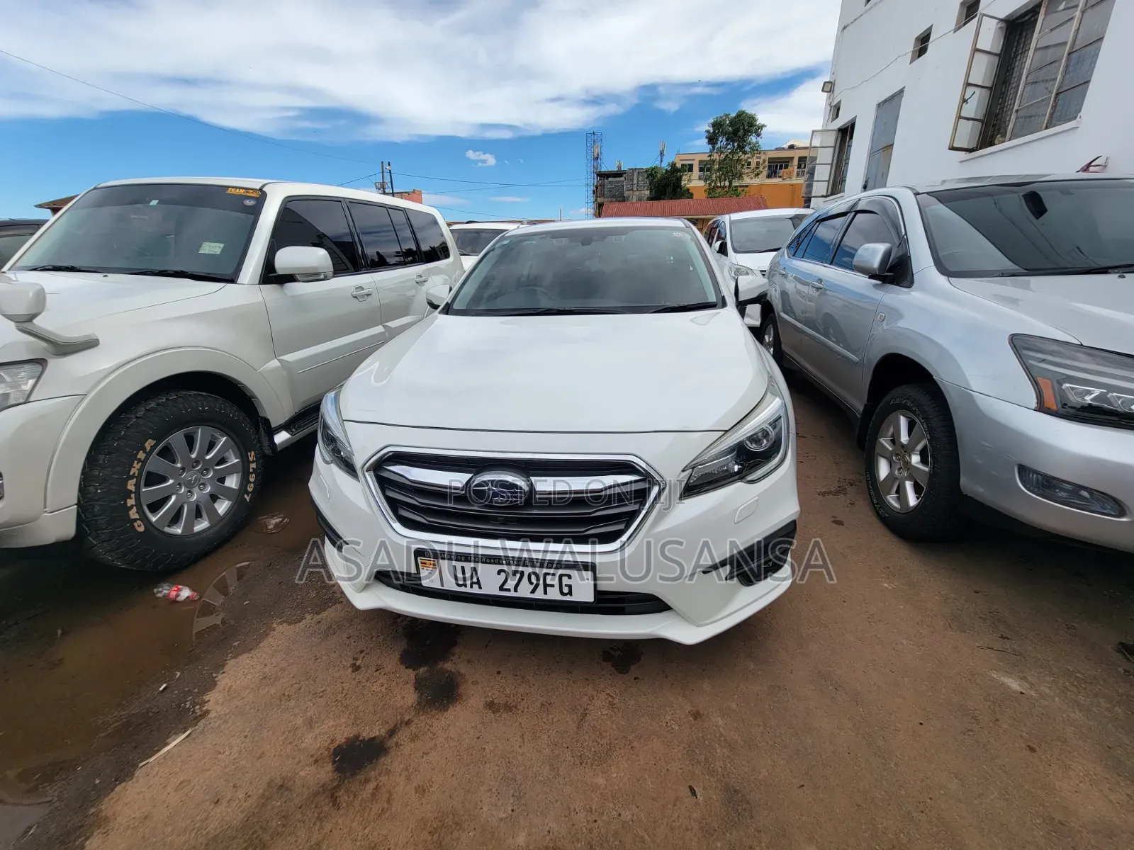 Subaru Legacy 2017 White