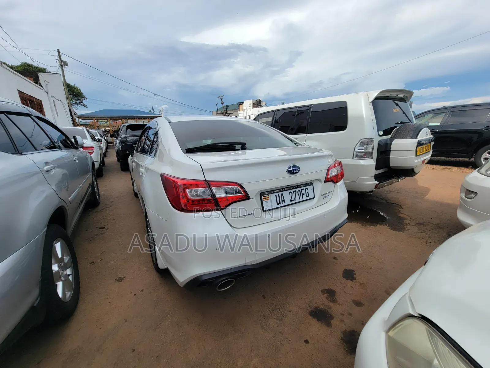 Subaru Legacy 2017 White