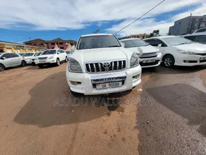Toyota Land Cruiser 2014 White