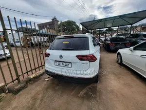 Volkswagen Tiguan 2017 White