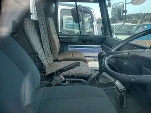 Isuzu 4ton With Engine Number 6E1