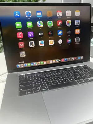 Laptop Apple MacBook 2016 16GB Intel Core i5 SSD 1T