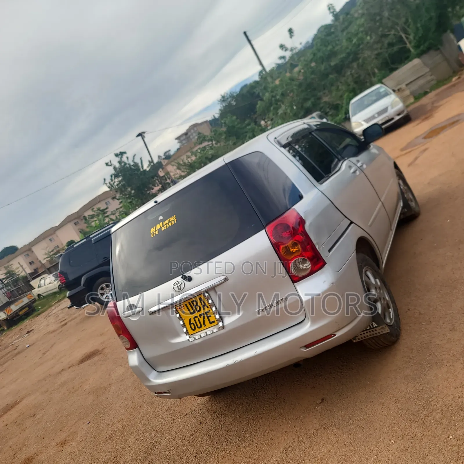 Toyota Raum 1.5 AWD 2008 Gold