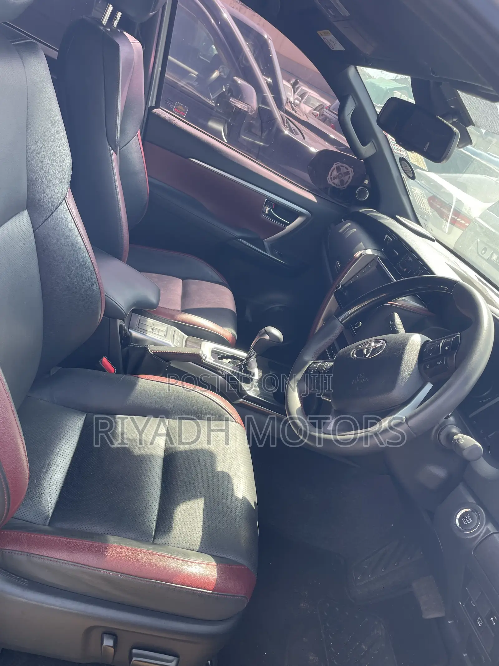 Toyota Fortuner 2.4 D AWD 2023 Silver